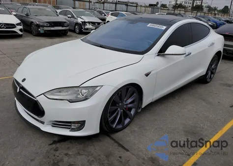 2014 Tesla Model S из США, поврежденный, VIN 5YJSA1H28EFP64012